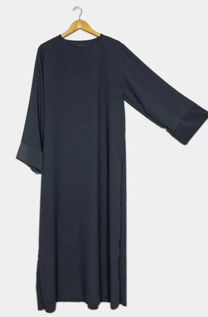 Abaya en soie de Médine
